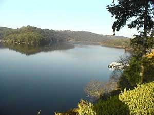 Lac de Guerlédan - Abbaye de Bon Repos